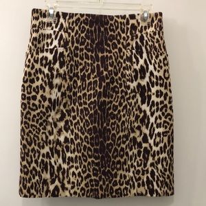 Elie Tahari animal print skirt size 10